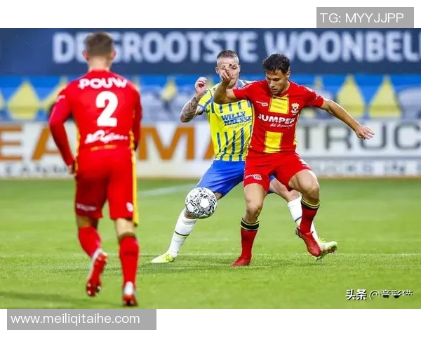 瓦尔韦克与芬洛激战正酣谁能在这场较量中笑到最后