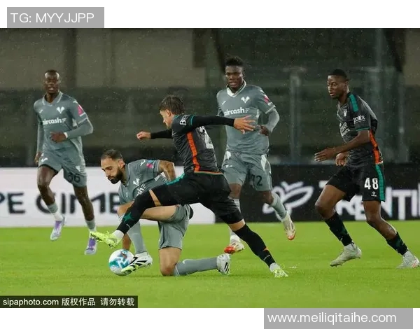 维罗纳主场迎战沙索洛期待精彩对决双方争夺宝贵积分之战