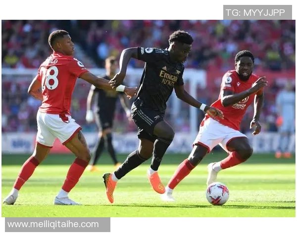 阿森纳与迪拜的精彩对决揭示足球魅力与战术智慧的完美结合