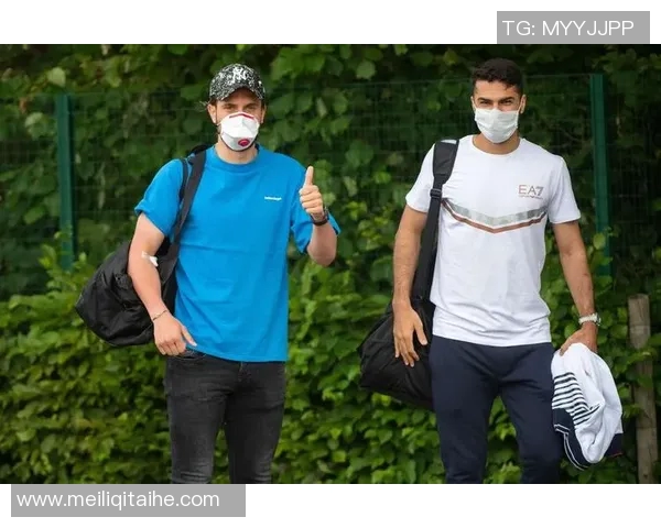 成都羽毛球队的节奏变革引发热议新风潮与未来展望 成都羽毛球队的节奏变革引发热议新风潮与未来展望