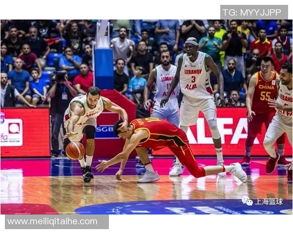 蓝队与黎巴嫩精彩对决回顾分析赛场表现与战术策略探讨